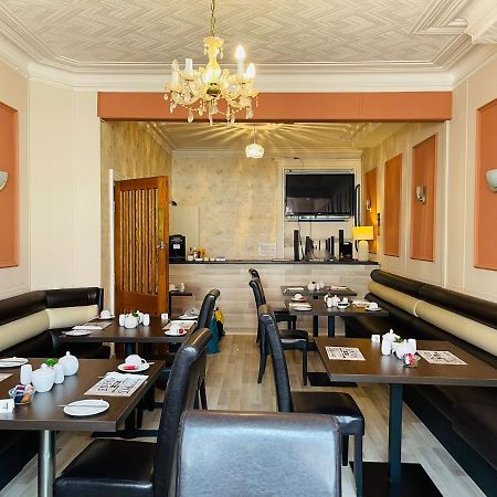 Hotel 33 Блекпул Екстериор снимка