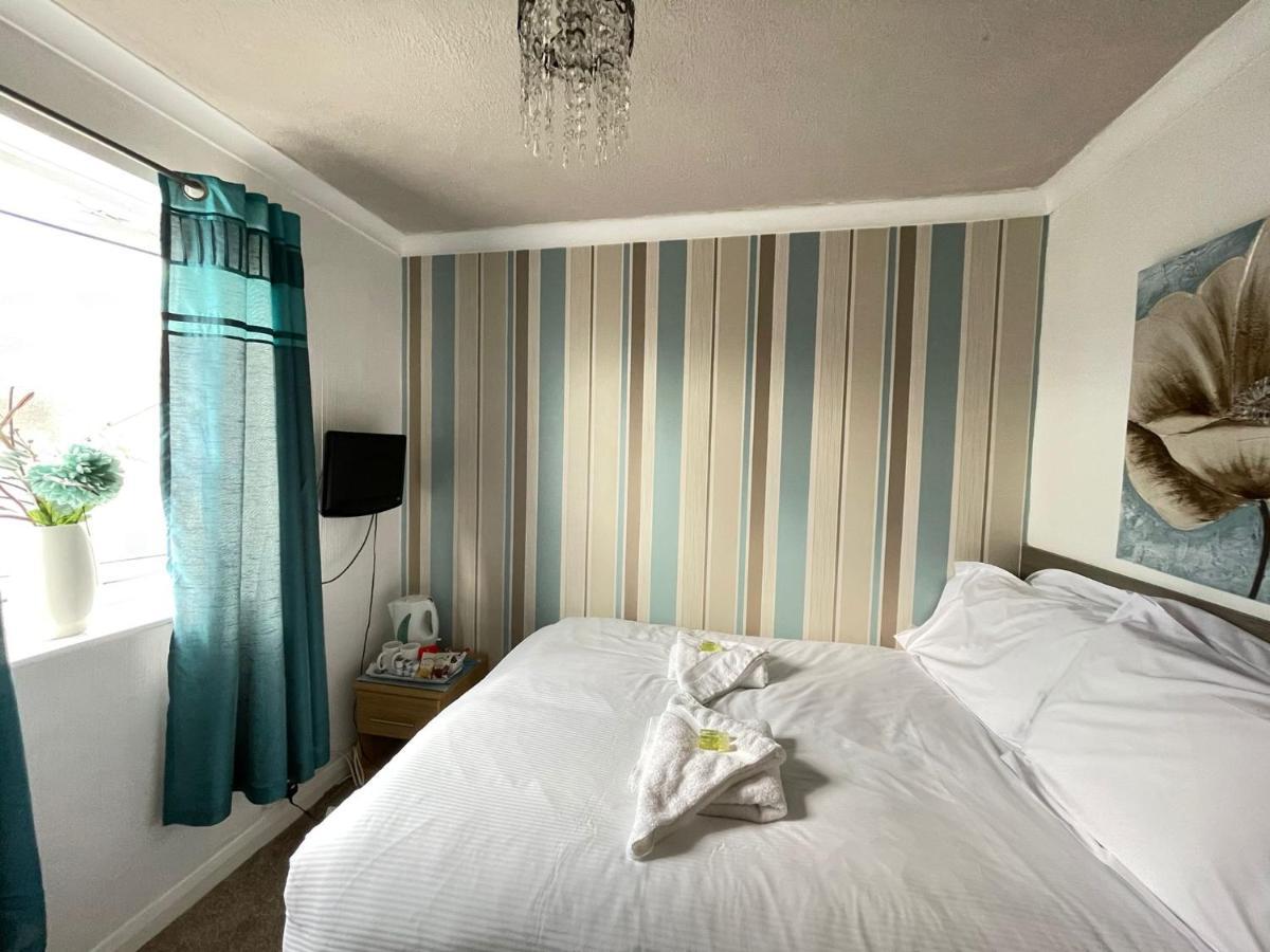 Hotel 33 Блекпул Екстериор снимка