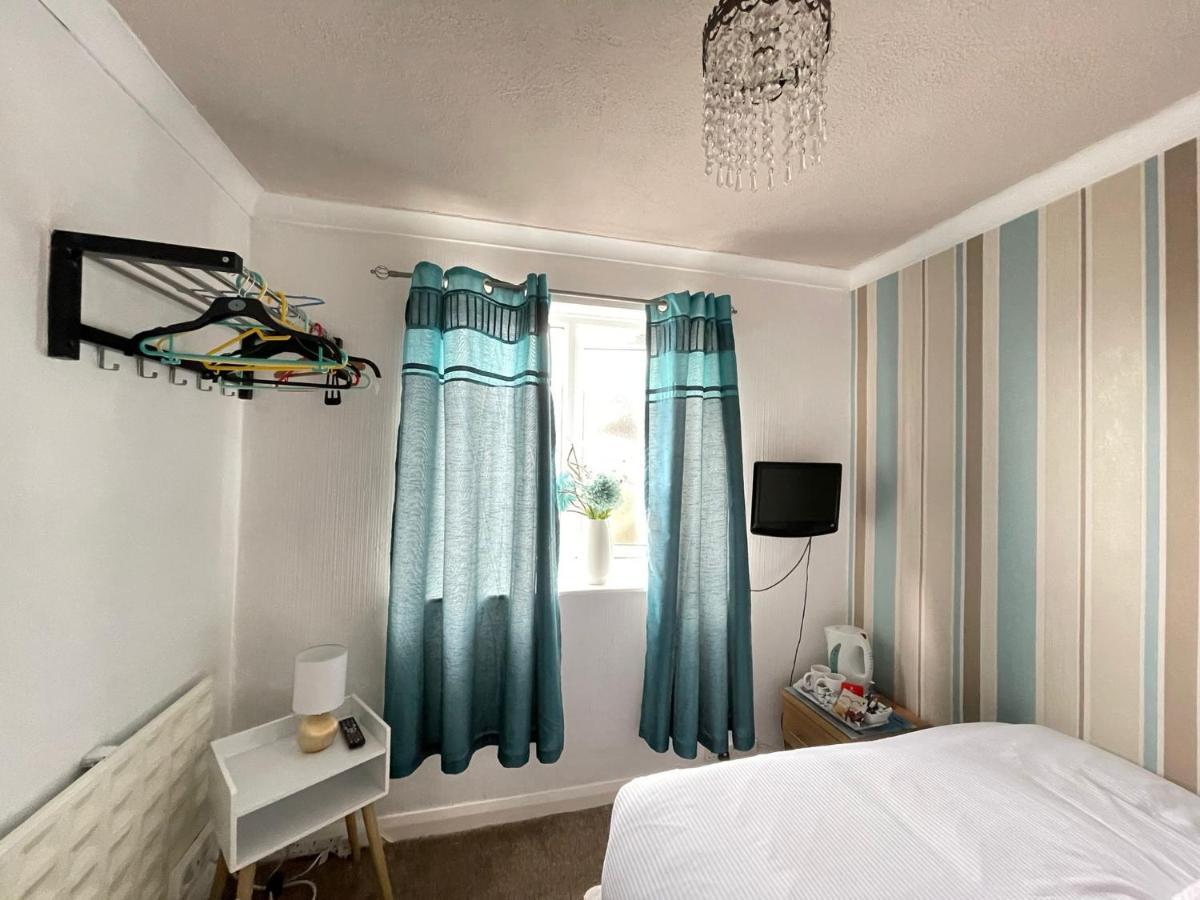 Hotel 33 Блекпул Екстериор снимка