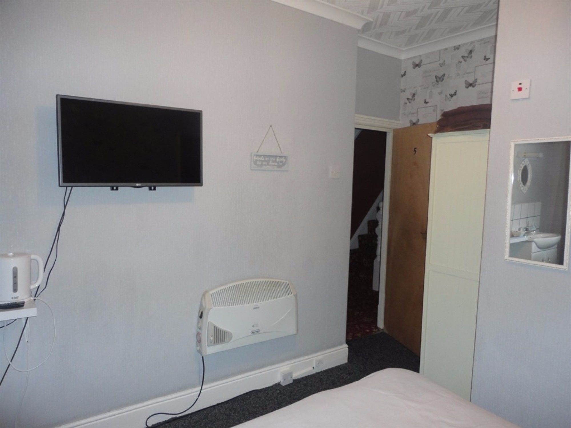 Hotel 33 Блекпул Екстериор снимка